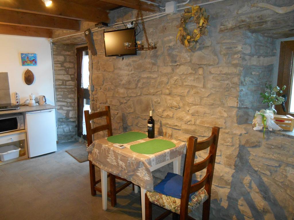 La Casa Nel Bosco-Senza Auto Guest House Ponte della Venturina Exterior photo